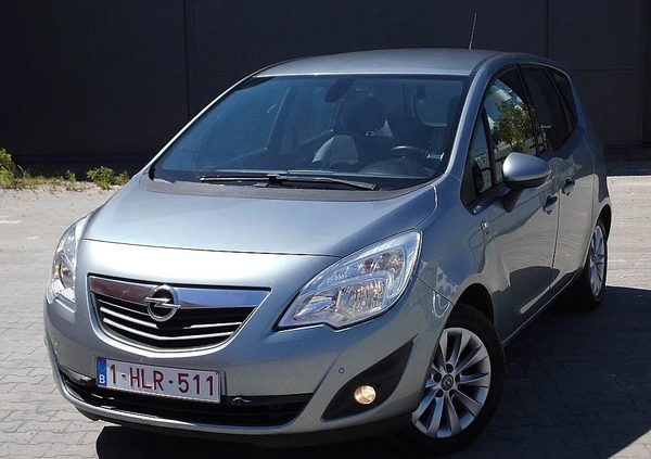 Opel Meriva cena 22900 przebieg: 193000, rok produkcji 2012 z Małogoszcz małe 379